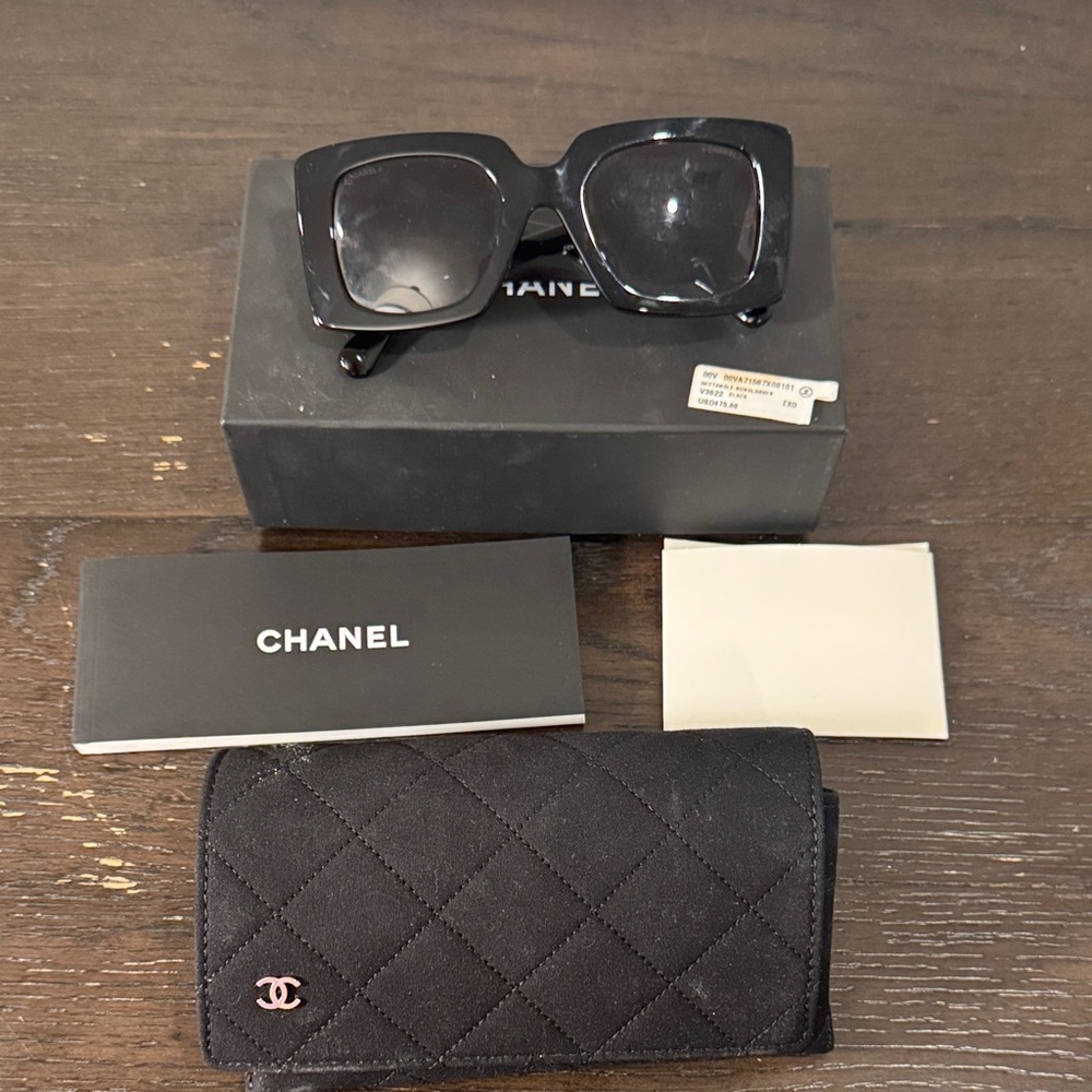 Rectangle Sunglasses Acetate Black & Pearl. Lense… - image 1